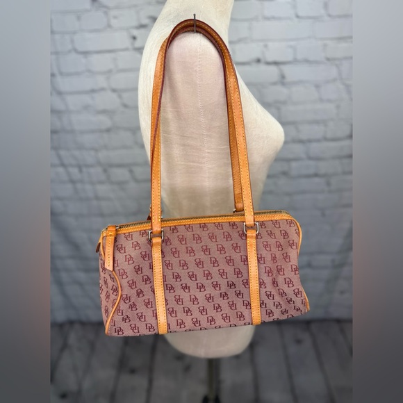 Vintage Dooney & Bourke Signature Small Barrel Bag - Picture 2 of 12